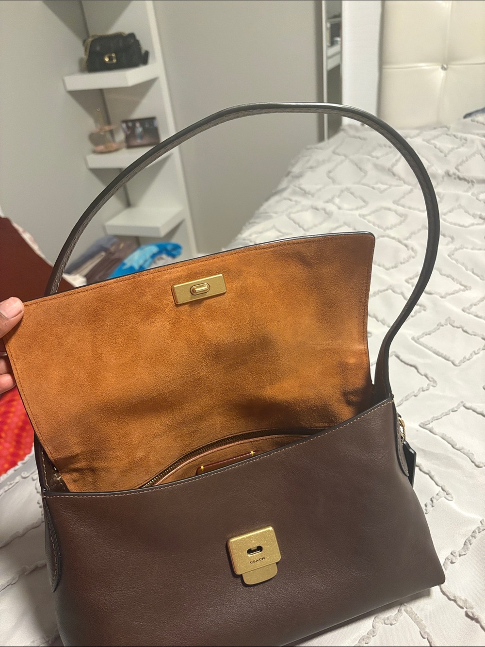 Coach Chelsea brass/maple Leather Shoulder Bag with Gold Accent - Picture 3 of 12